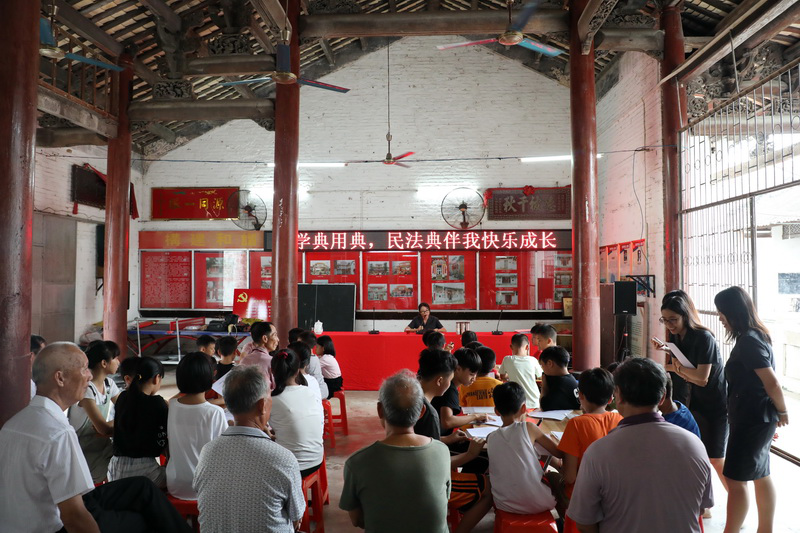 送“典”下乡：我院妇委会前往汶村村开...